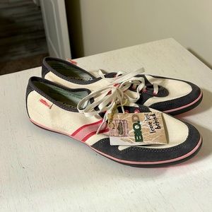 Simple Women’s Canvas / Suede Sneakers / Size 10 / Pink and Gray / Brand NWT